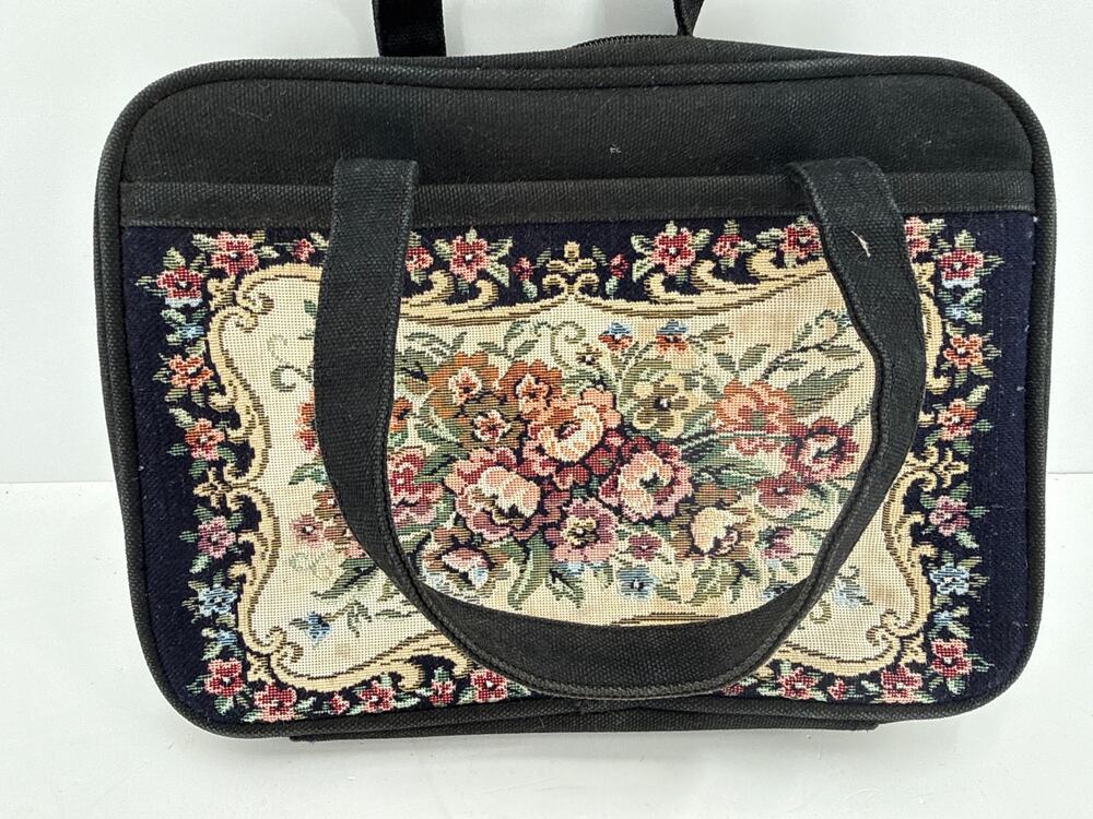 Needlepoint Floral Tapestry Bible Carrying Case Zondervan Gifts Vintage 9x6
